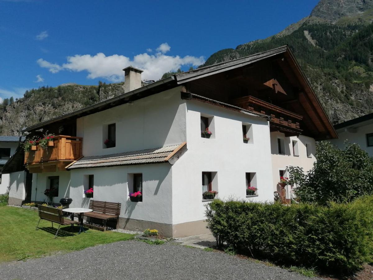 Ferienhaus Schoepf - Die Hoamat Langenfeld Exterior photo